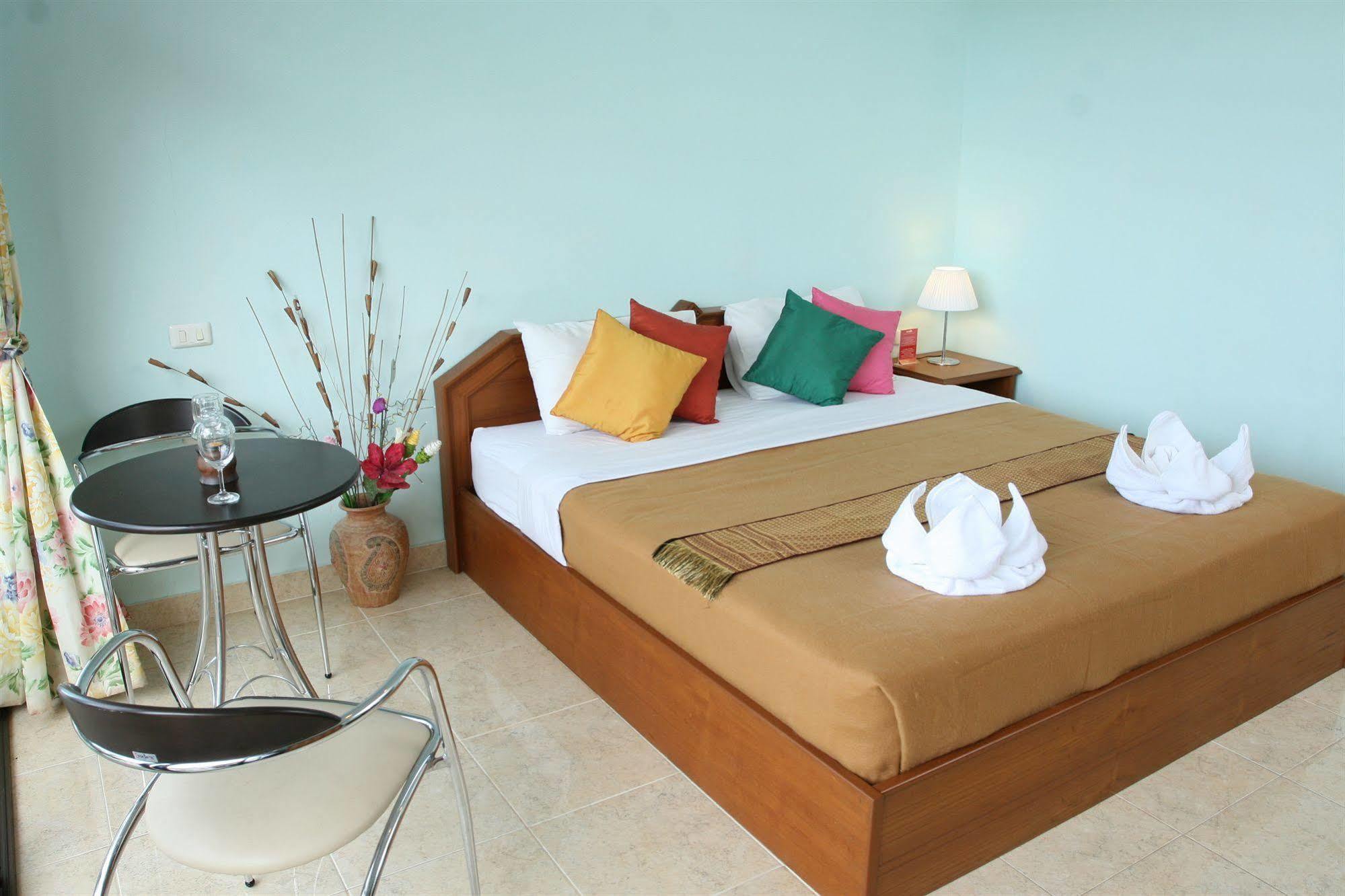 Bt Mansion Hotel Lamai Beach  Bagian luar foto